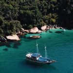 passeio de escuna em paraty praia da lula em paraty melhores praias em paraty roteiro paraty como chegar em paraty